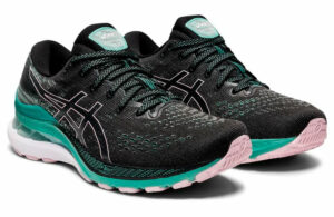 asics-kayano-28-world-tennis- preto feminino